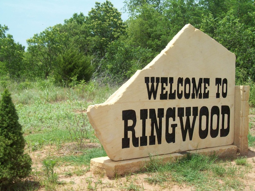 Ringwood, OK: Welcome to Ringwood - sign
