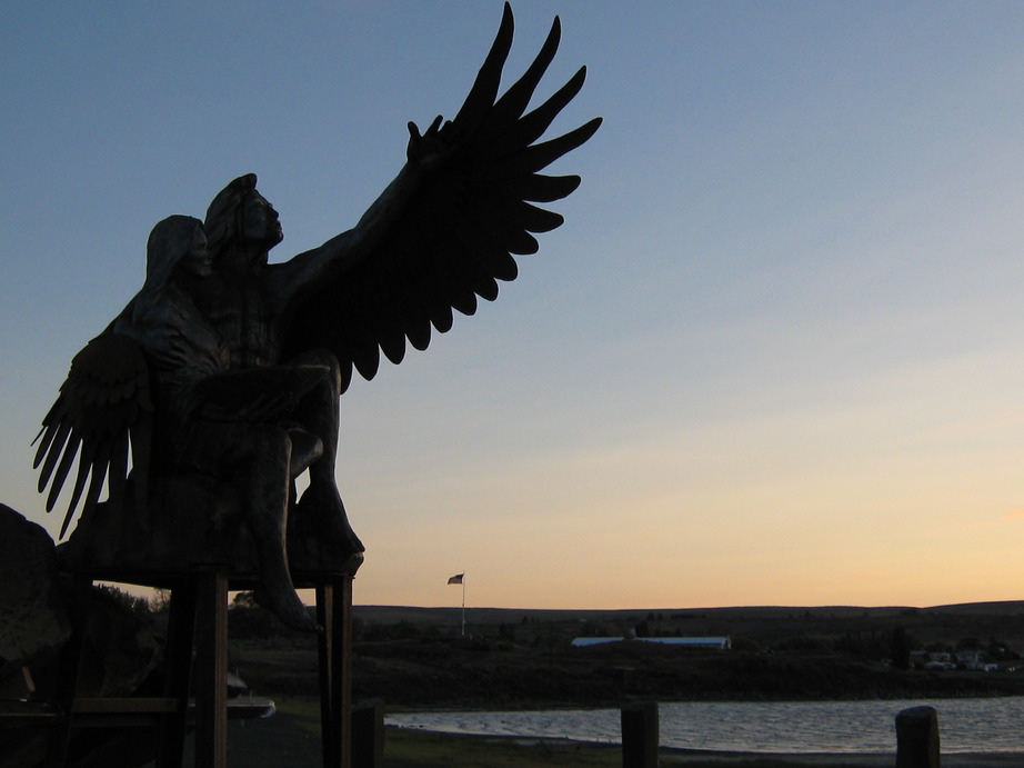 Soap Lake, WA: Sundial on Soap Lake