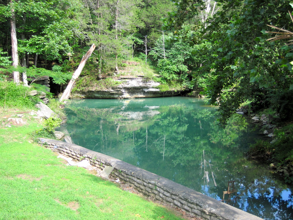 Waynesboro, TN: Mill Springs in Waynesboro Tennessee