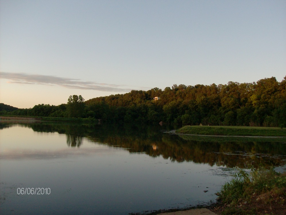 Hartville, MO: Hartville Lake