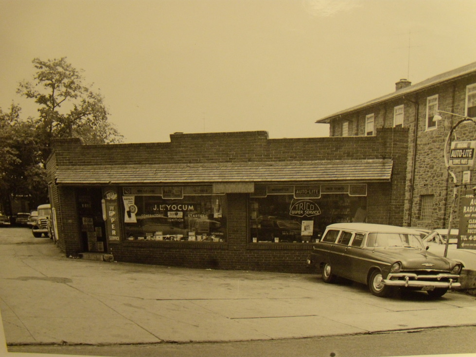 Jenkintown, PA: The Landmark auto electric store in Jenkintown YOCUM'S @1955