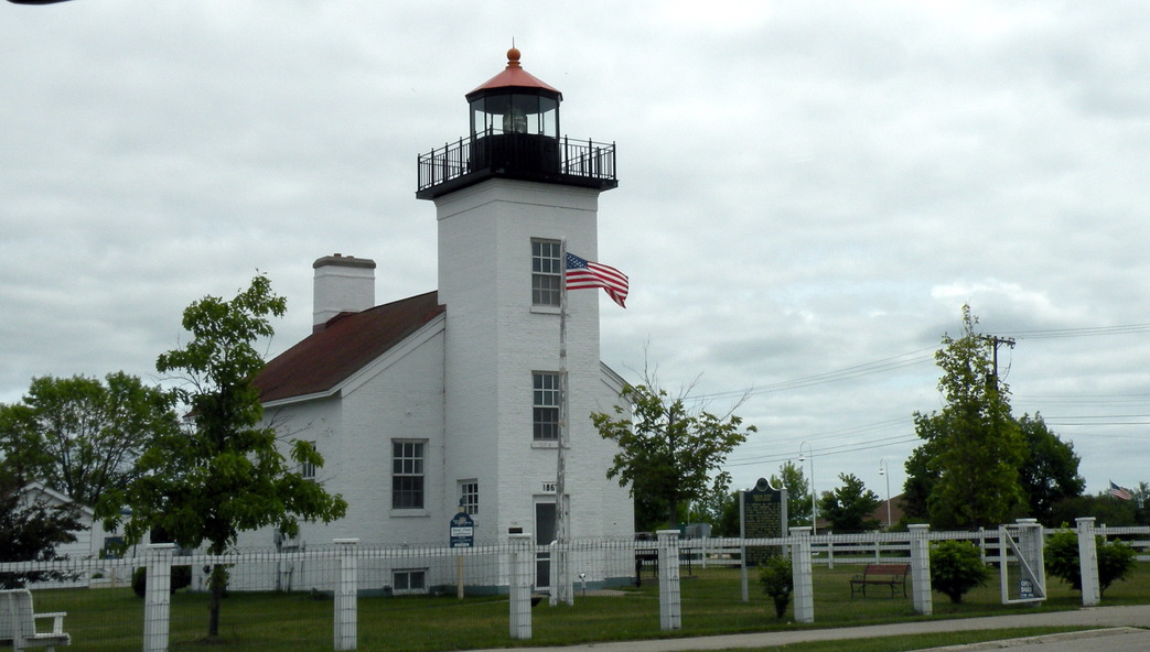 Escanaba, MI: Light house in Escanaba