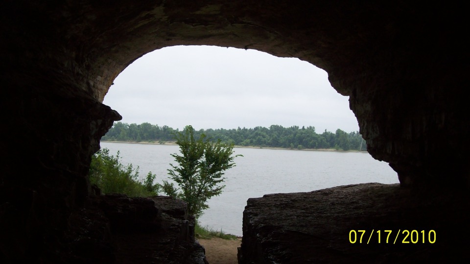 Cave-In-Rock, IL: View from in the cave