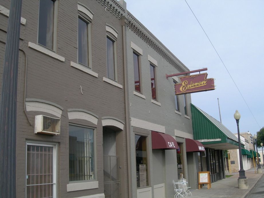 Killeen, TX: Oldest building downtown