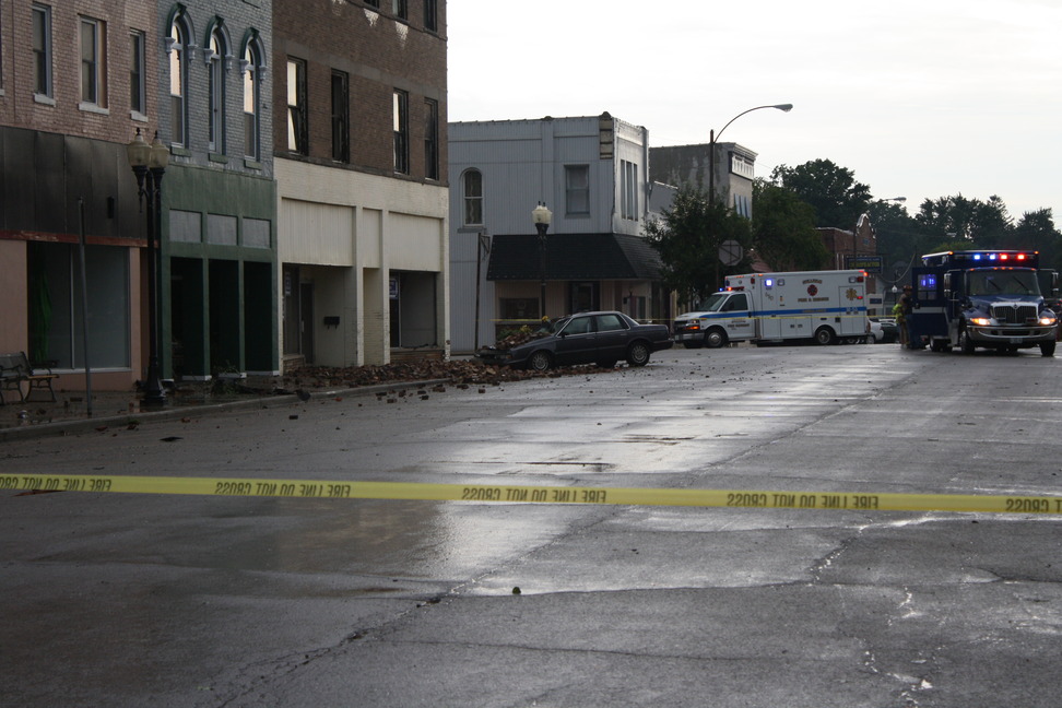 Sullivan Il Downtown Sullivan On The Square Just After The Storm