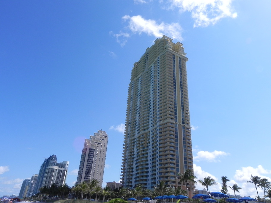 North Miami Beach, FL: Sunny isles beach