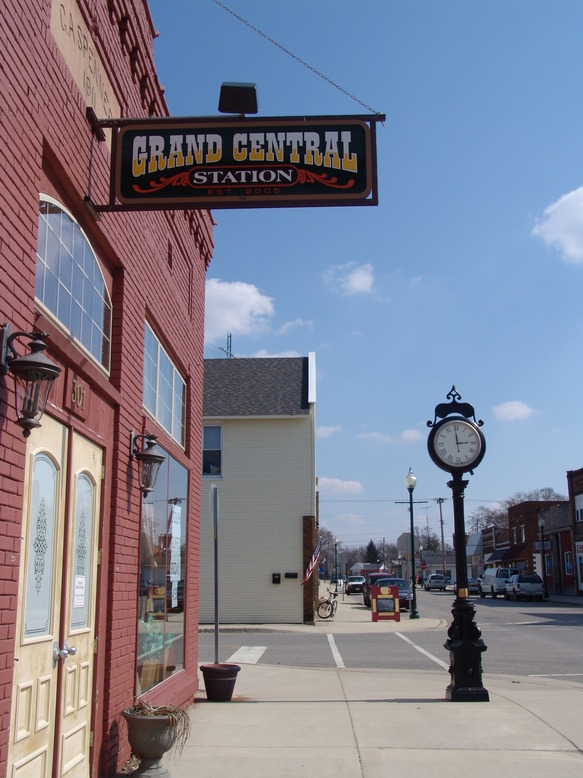 North Judson, IN Street view photo, picture, image (Indiana) at city