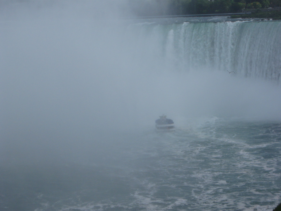 Niagara Falls, NY: Into the Mist