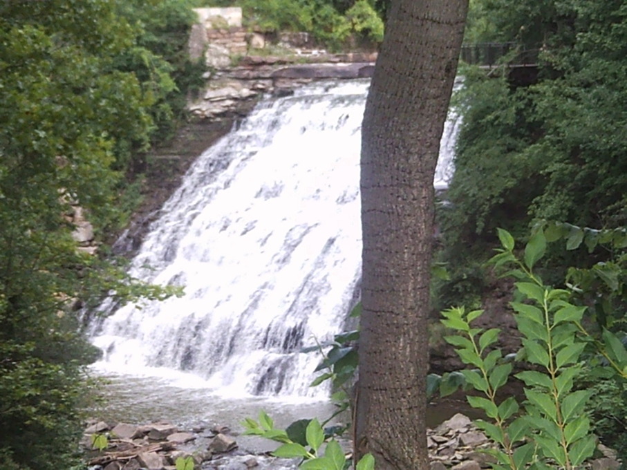 Cleveland, OH: The Mill Creek Waterfalls, the biggest long term waterway drop in Cuyahoga County