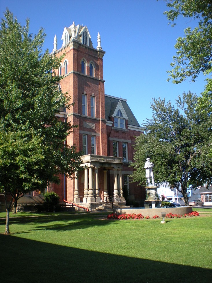 Jefferson, OH: Old Court House