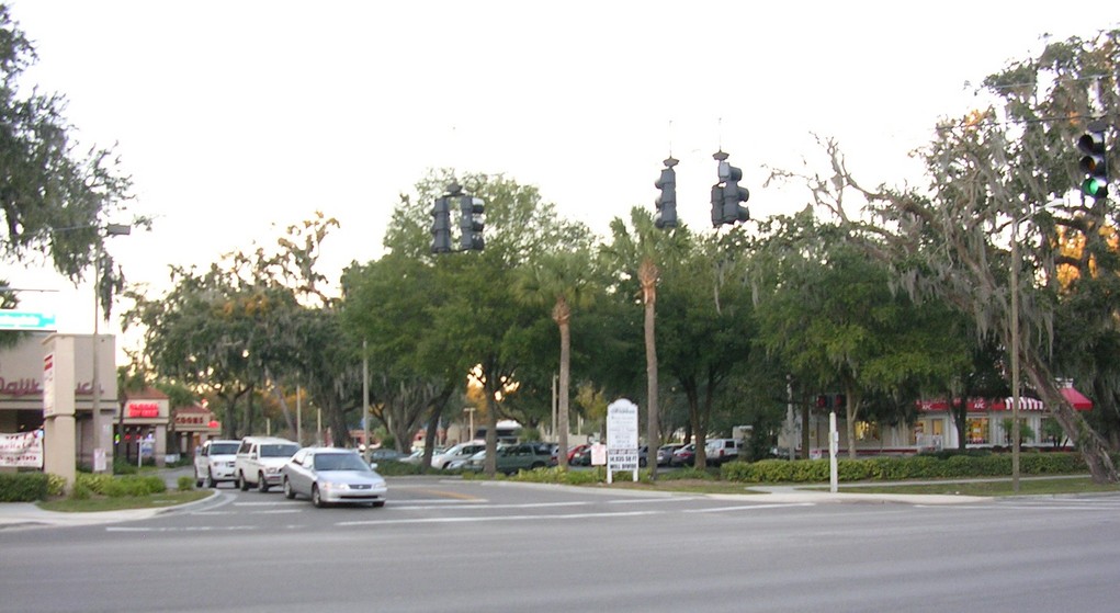 Bloomingdale, FL: Bloomingdale Street Scene