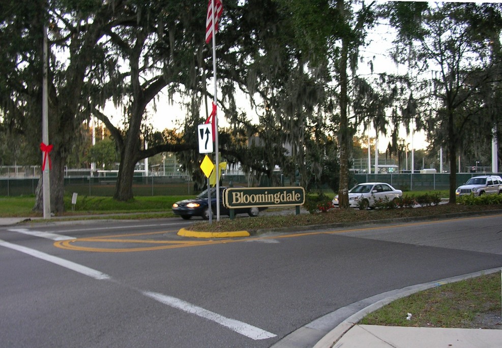 Bloomingdale, FL: Bloomingdale Entrance