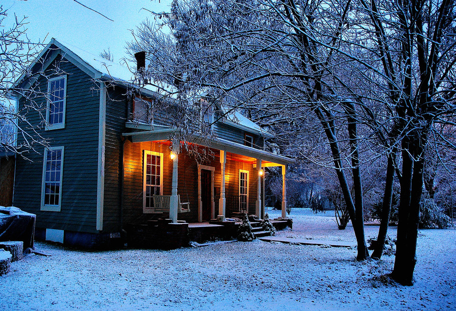 Hohenwald, TN One of the oldest houses in Hohenwald in the winter