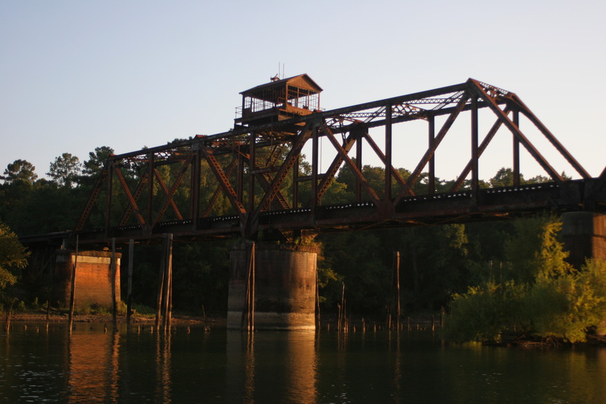 Lumber City, GA: Railroad bridge over the Ocmulgee River in Lumber City, GA