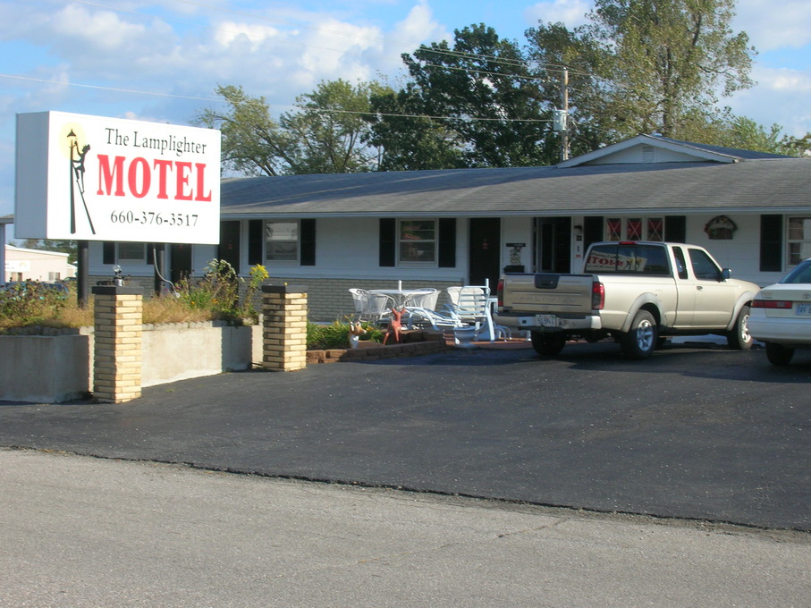 Marceline, MO: MOTEL FOR SALE IN MARCELINE MISSOURI, highest bidder over $160,000 OWNS IT, http://www.webstore.com/4790236,auction_id,auction_details