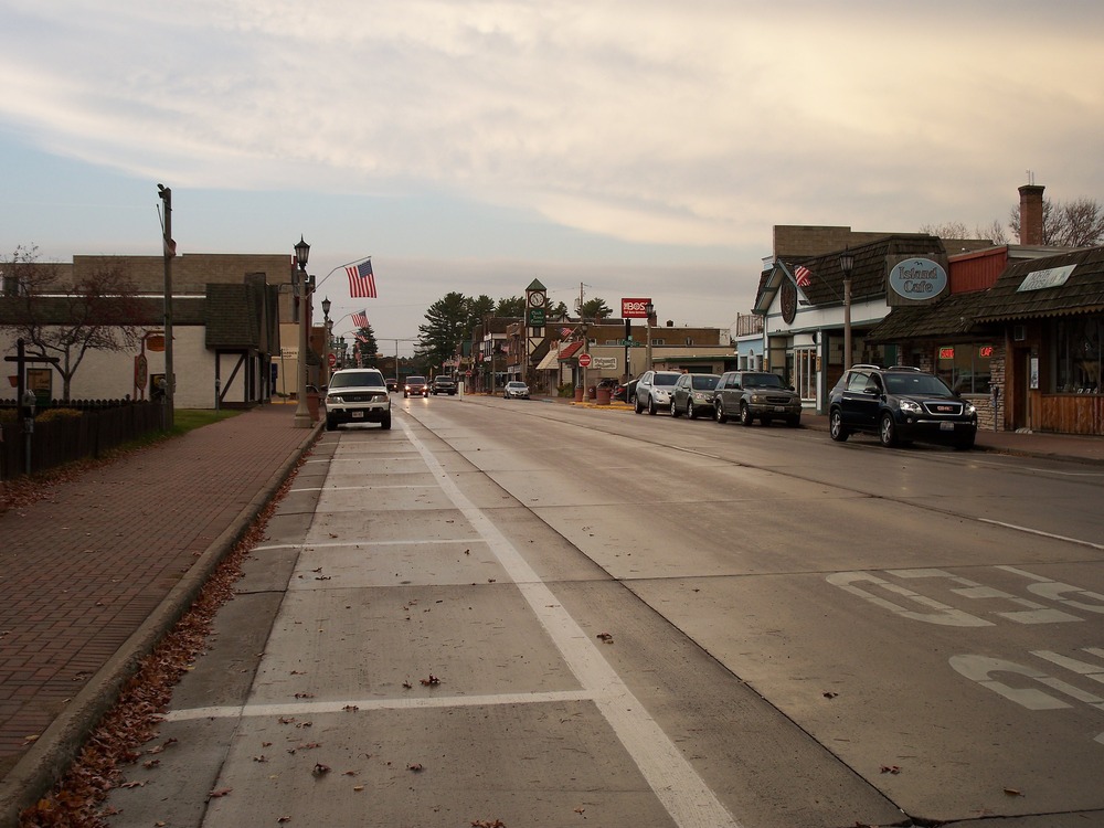 Minocqua, WI Downtown Mincocqua photo, picture, image (Wisconsin) at