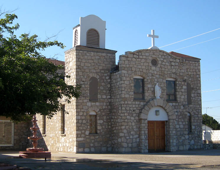 Pecos, TX: Santa Rosa Catholic Church