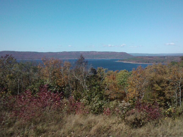 Greers Ferry, AR: Overlook of the lake from 110