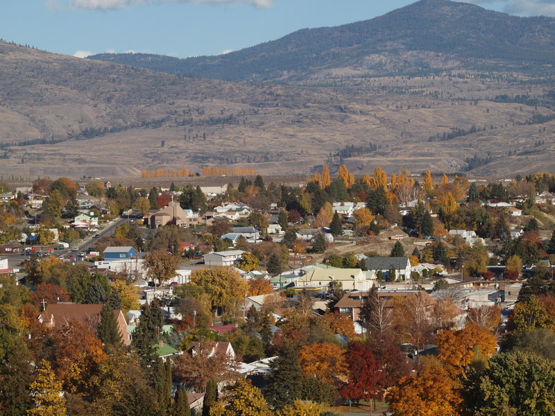 Omak, WA : Town of Omak WA taken from area above known as Pogue Flat