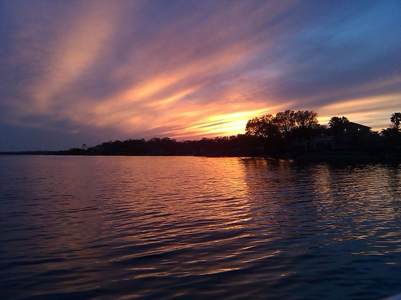 Conway, FL: A picture of sunset, north Lake Conway Fl. 2010