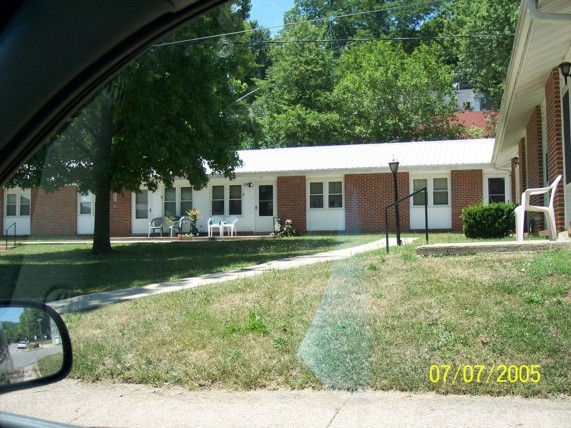 Newburg, MO: Senior housing in Newburg MO