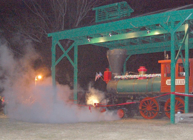 Jefferson, TX: All steam ahead, on Jefferson, TX. Christmas train
