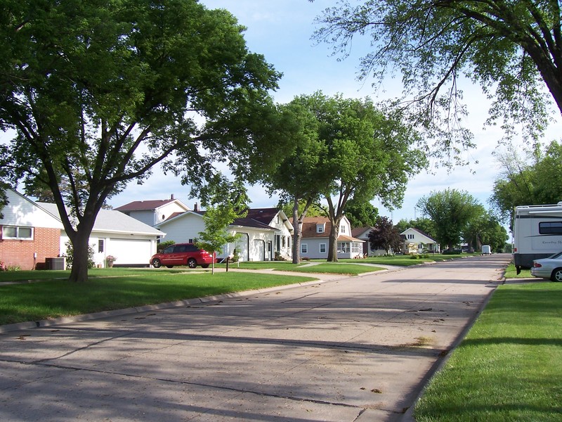 Cairo, NE: residential street in Cairo