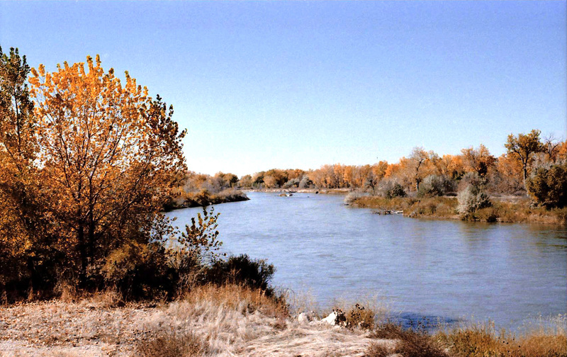 Scottsbluff, NE: North Platte River vy Scottsbluff