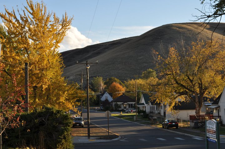 Pomeroy, WA: Pomeroy in the autumn