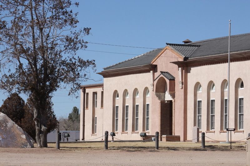 Sierra Blanca, TX: Hudspeth County Courthouse