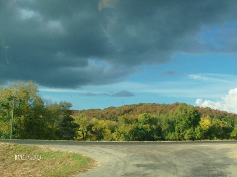 Hartville, MO: Stormy Skies