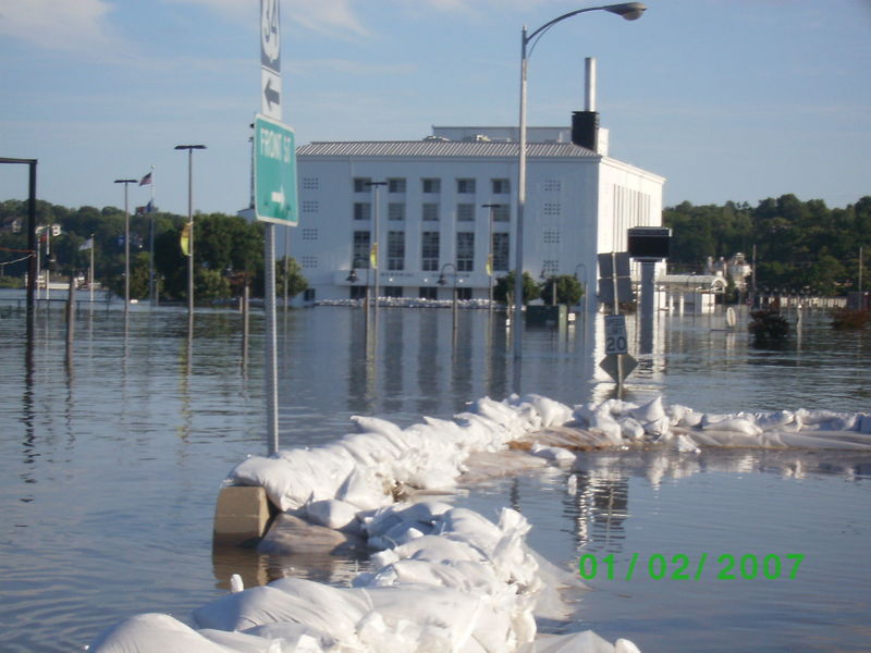 Burlington, IA: THE FLOOD