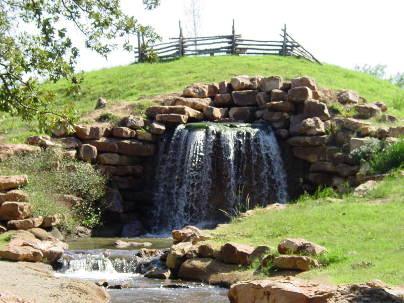 Sulphur Springs, TX: Waterfall at Coleman Park