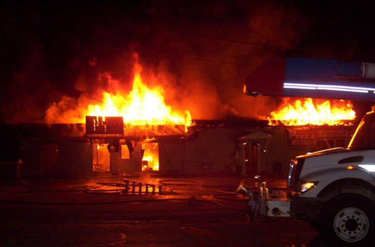 Stanwood, MI: Stanwood pizza c&m market andersons gas staion # of business burned currently under construcion coppertop market