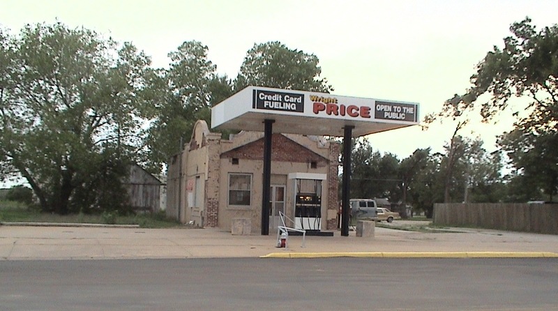 Attica, KS: Attica, Ks Old Gas Station