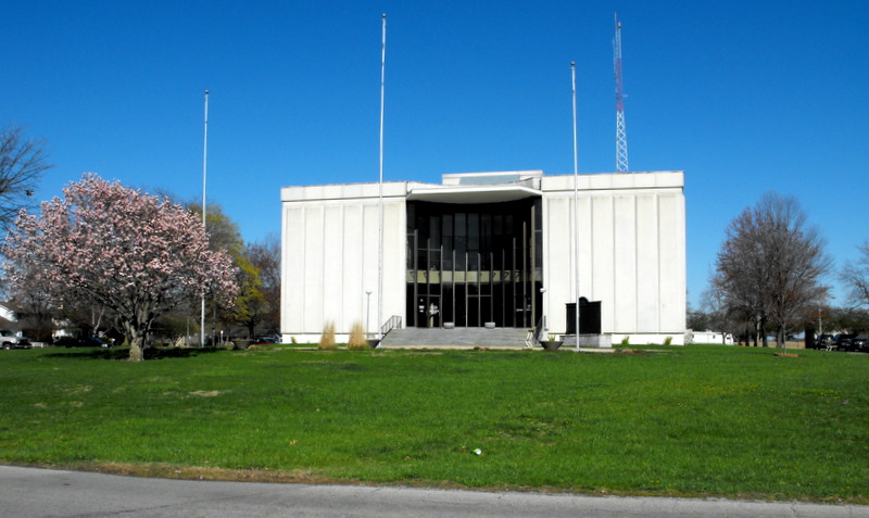 Watseka, IL: New Court House