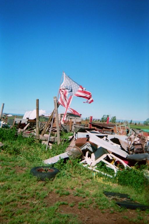 Oakdale, CA: Flag on farm outside Oakdale, Ca