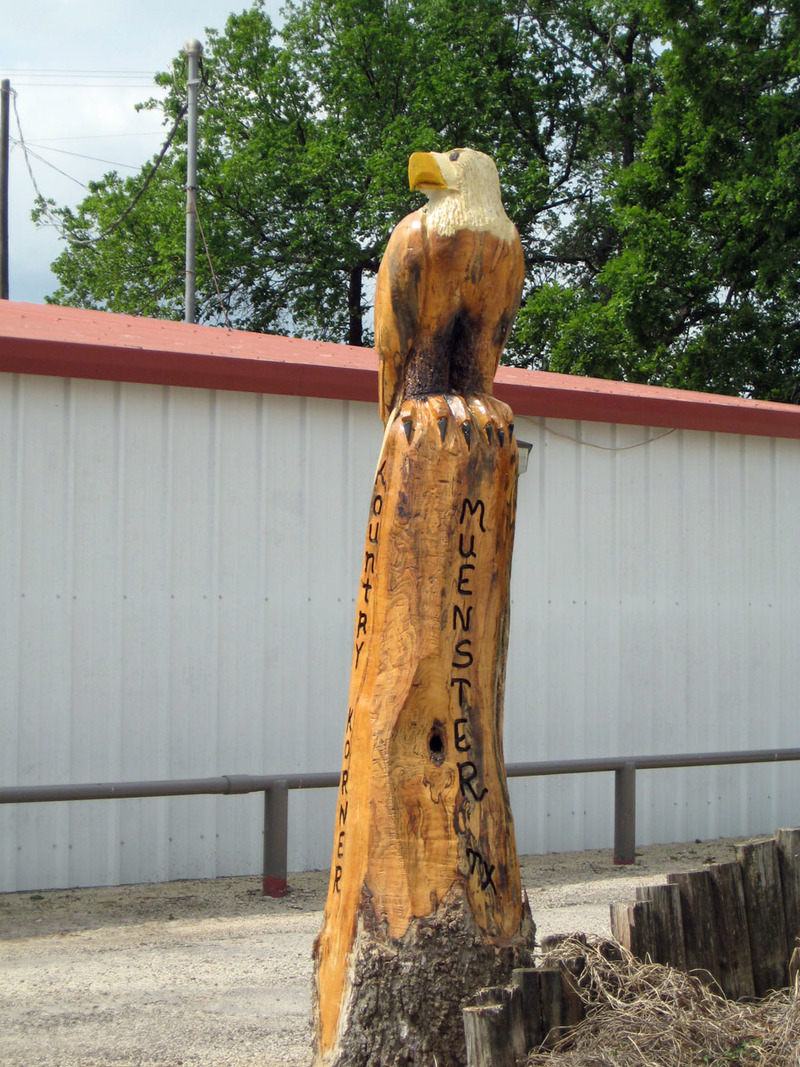 Muenster, TX: Carved Eagle