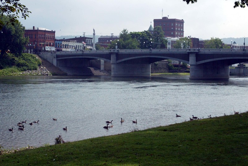 Warren South, PA: Warren, PA from Crescent Park across the Allegheny River