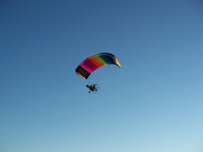 Gassville, AR: powered parachute