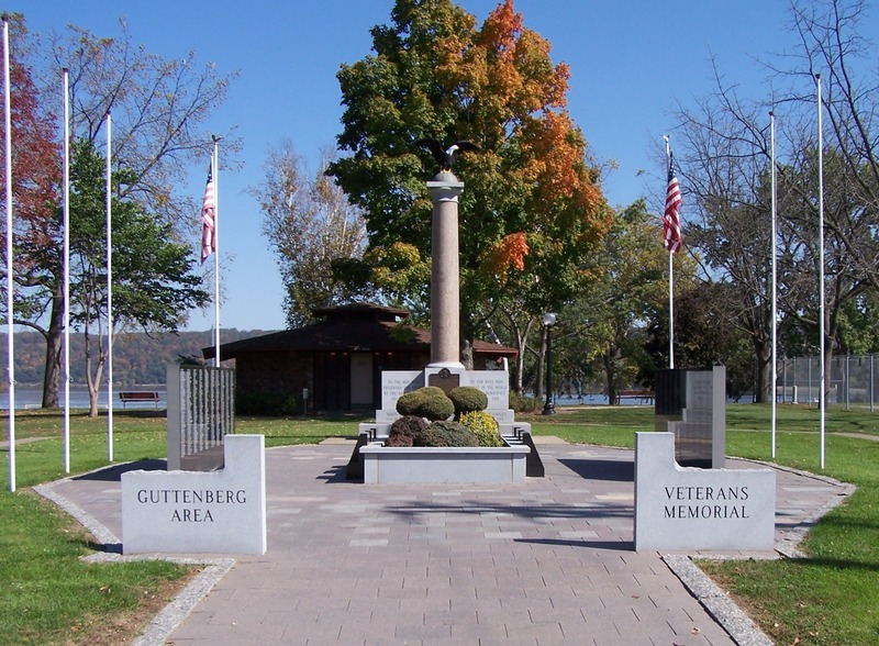 Guttenberg, IA: Guttenberg Veteran Memorial