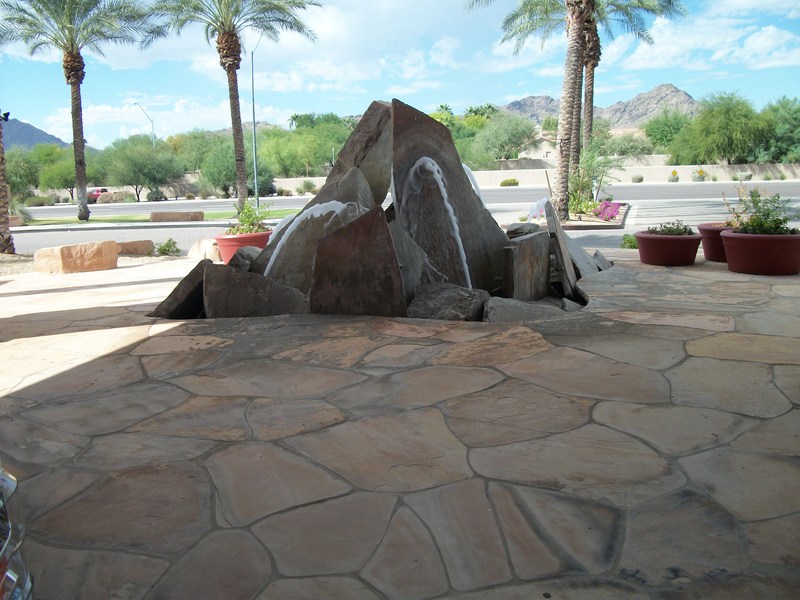 Scottsdale, AZ: Fountain Outside Millennium Resort