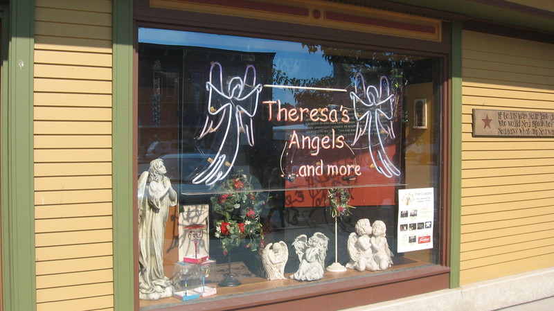 Manitou Beach-Devils Lake, MI: There are Angels in Manitou Beach - and great coffee & card selections.