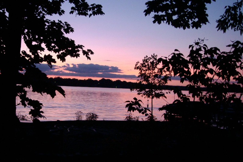 Wonder Lake, IL: Wonder Lake Sunset