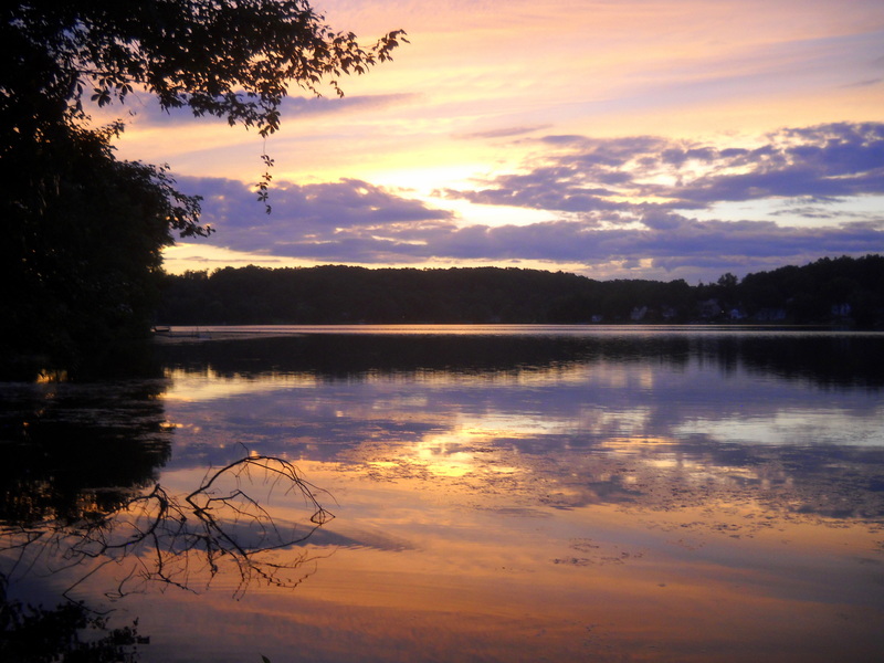 Cornwall, NY: Sunset on Beaver Dam Lake