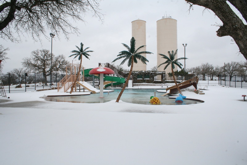 Eastland, TX: Eastland's Mini Water Park during off season!