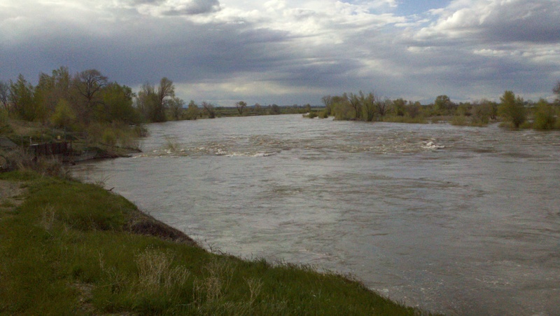 Shelley, ID: Snake River Flooding - Shelley Idaho - 2011