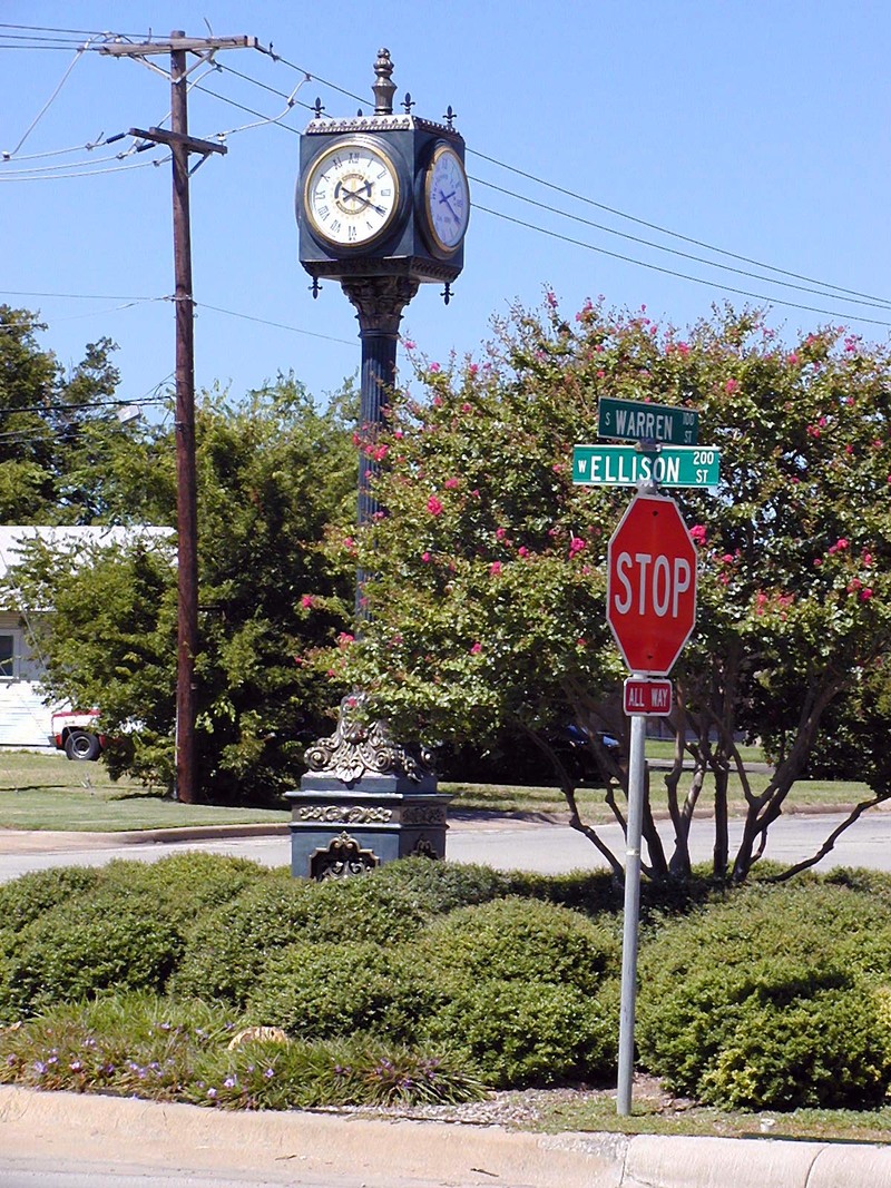Burleson, TX: Town Clock Corner