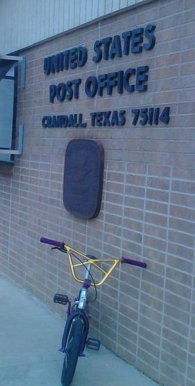 Crandall, TX: Rollin on tha pit bike