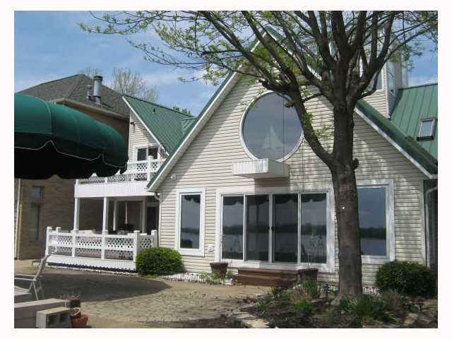 Buckeye Lake, OH: MAIN LAKE FRONT PROPERTY - CALL FOR DETAILS